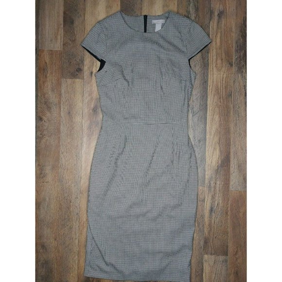 H&M Dresses & Skirts - H&M Womens Dress XXS Fitted Classic Cap Sleeve Houndstooth Print Knee length